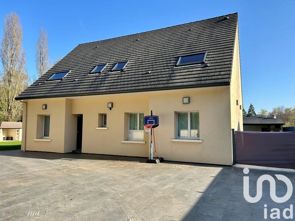 Achat maison à vendre 5 chambres 163 m² - Forges-les-Bains