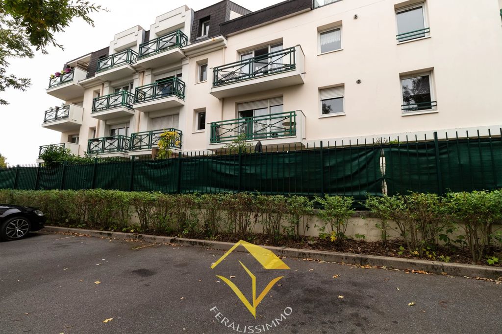 Achat appartement à vendre 2 pièces 49 m² - Jouy-le-Moutier