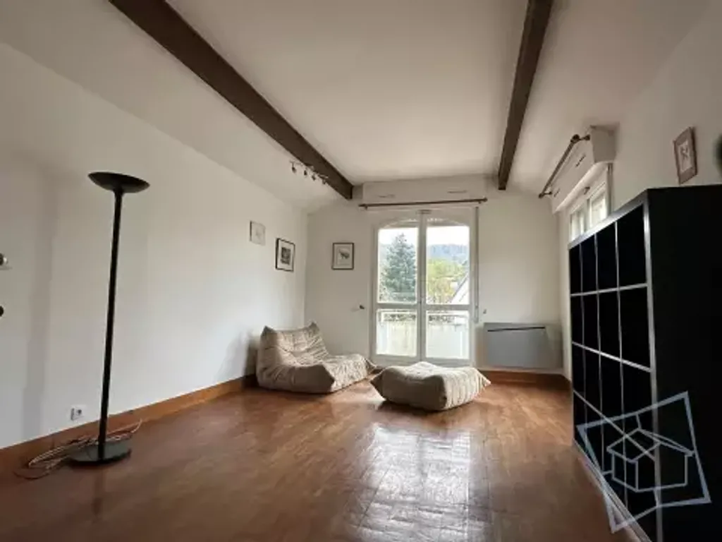 Achat appartement à vendre 3 pièces 62 m² - Gif-sur-Yvette