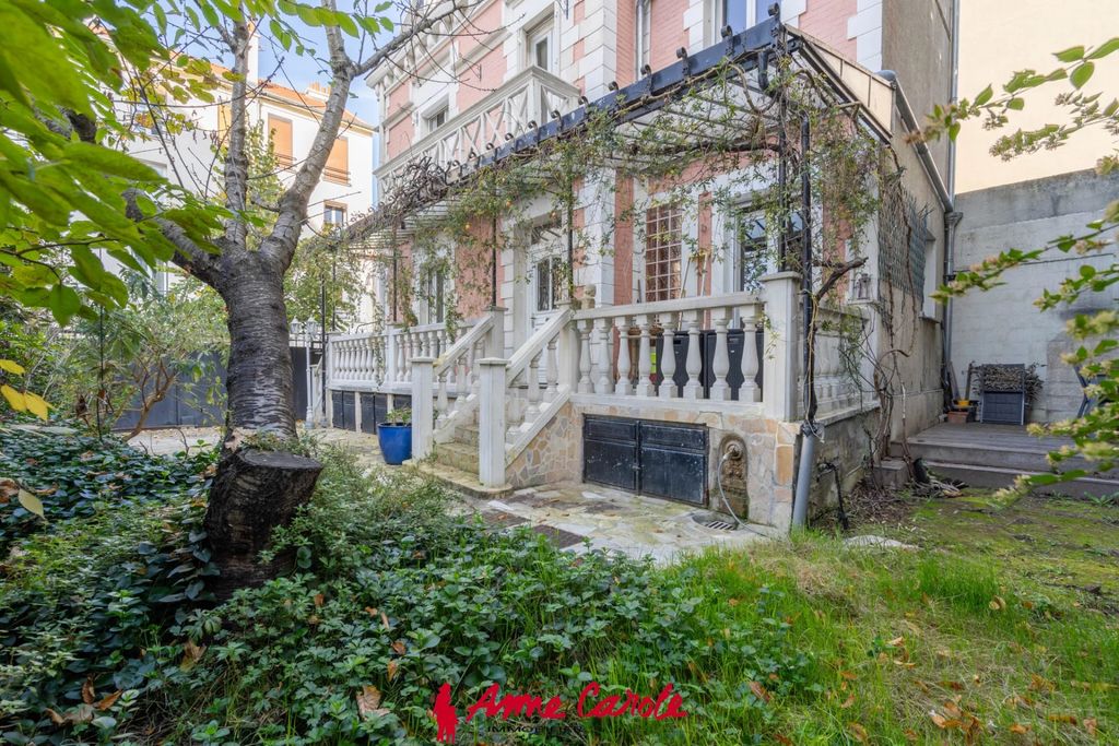 Achat maison à vendre 5 chambres 150 m² - Le Pré-Saint-Gervais