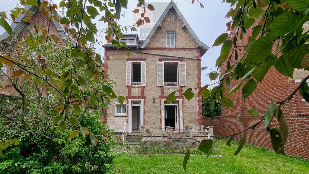 Achat maison à vendre 6 chambres 180 m² - Chantilly