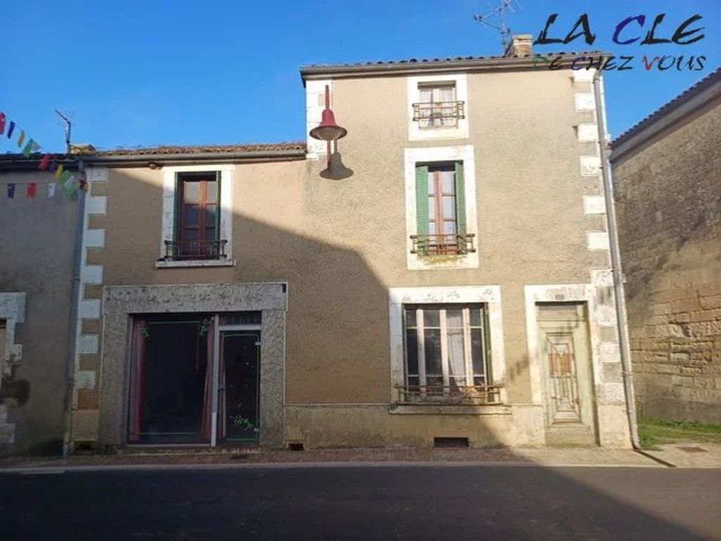 Achat maison à vendre 3 chambres 107 m² - Ardin