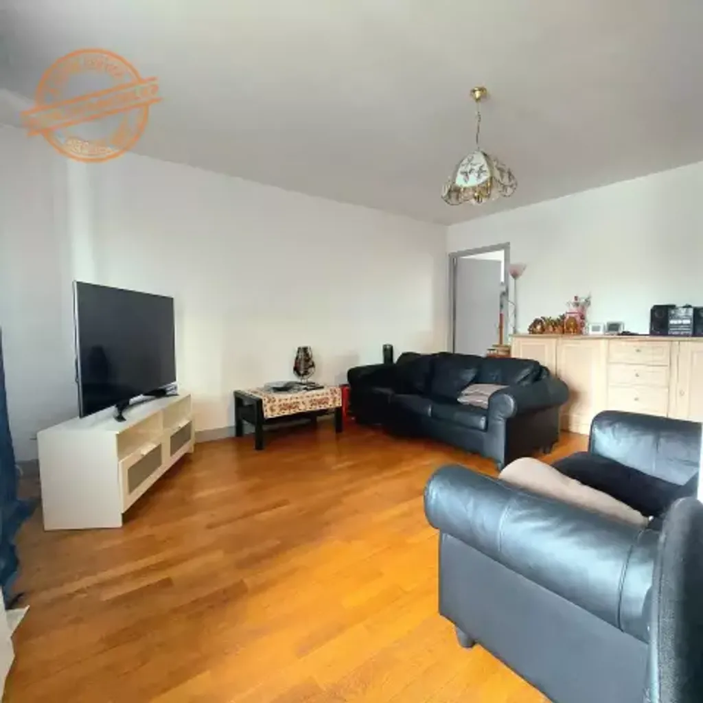 Achat appartement à vendre 4 pièces 79 m² - Lyon 8ème arrondissement