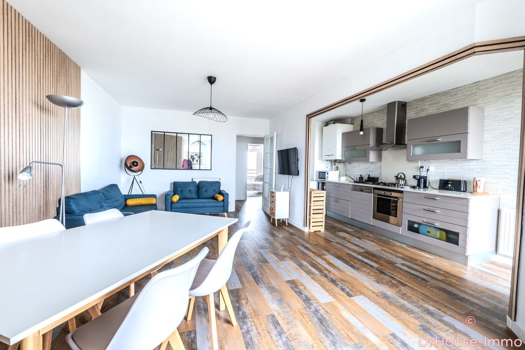 Achat appartement à vendre 5 pièces 95 m² - Poitiers