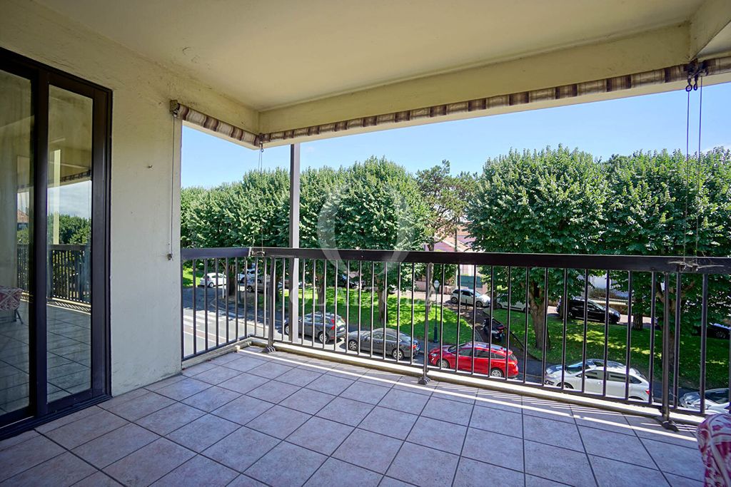 Achat appartement à vendre 3 pièces 71 m² - Saint-Jean-de-Luz