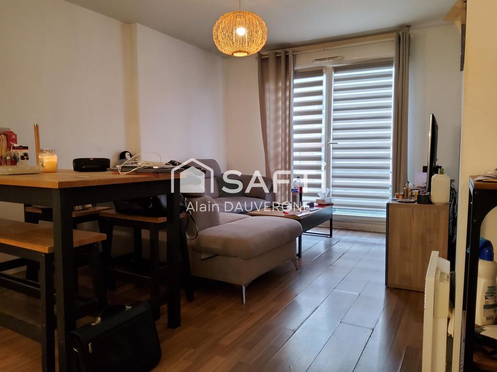 Achat appartement à vendre 3 pièces 53 m² - Saint-Maximin