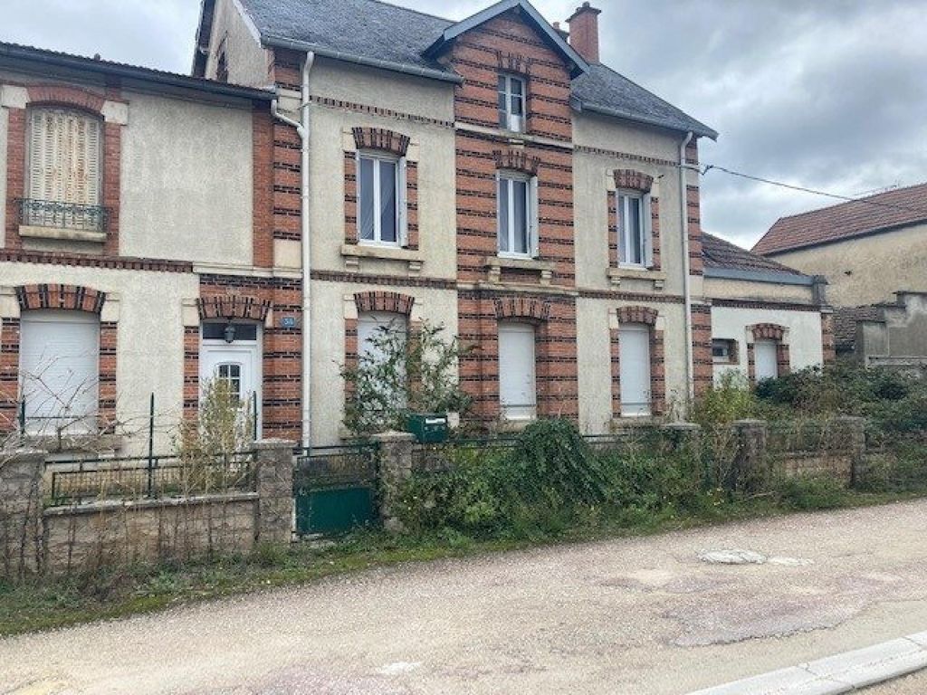 Achat maison à vendre 4 chambres 126 m² - Châtillon-sur-Seine