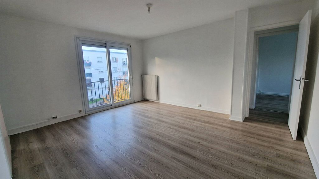 Achat appartement à vendre 4 pièces 67 m² - Mantes-la-Jolie