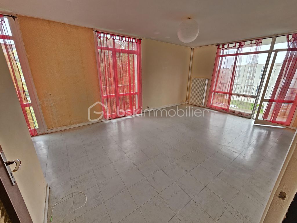 Achat appartement à vendre 4 pièces 83 m² - Ris-Orangis