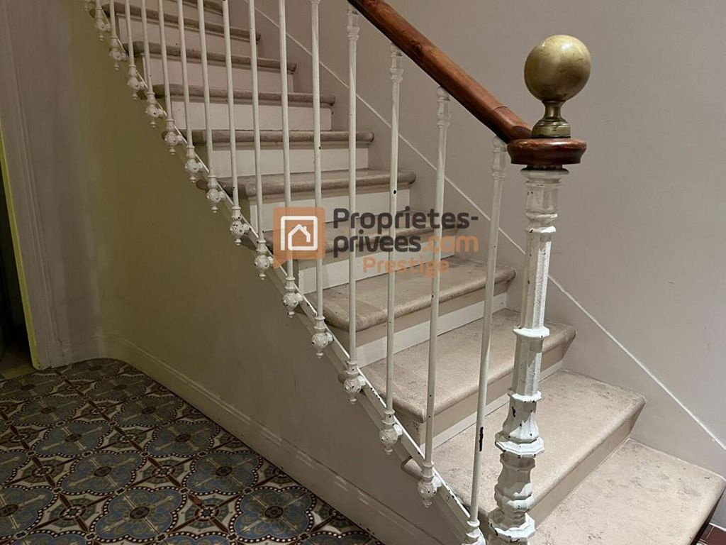 Achat maison à vendre 5 chambres 153 m² - Bordeaux