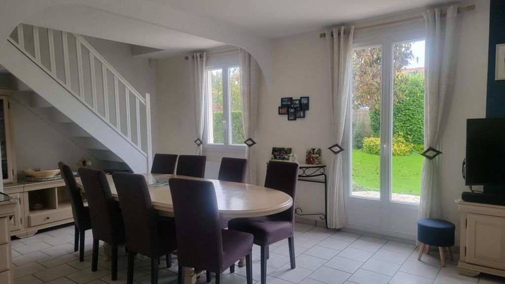 Achat maison à vendre 4 chambres 116 m² - Vaires-sur-Marne