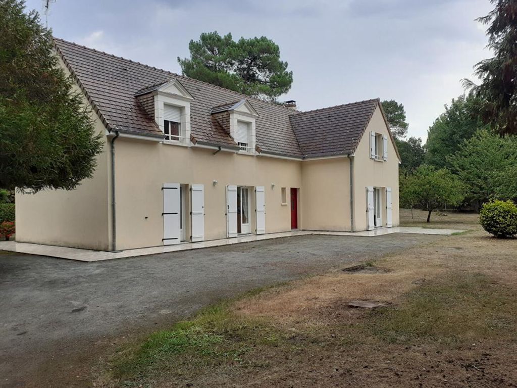 Achat maison à vendre 5 chambres 195 m² - La Lande-Chasles