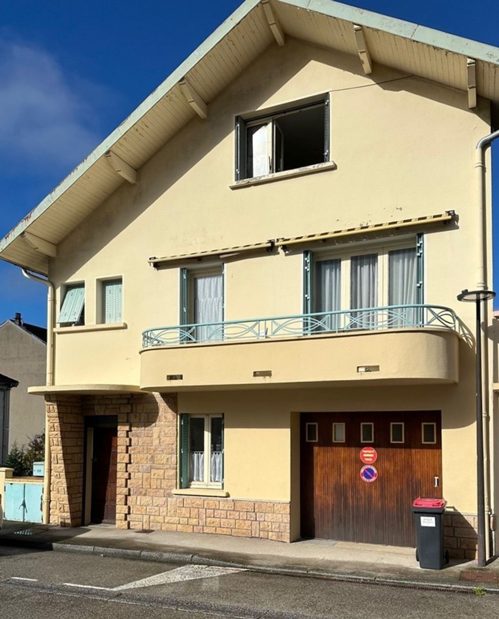 Achat maison à vendre 5 chambres 210 m² - Oyonnax