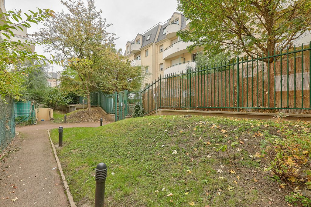 Achat appartement à vendre 3 pièces 64 m² - Colombes