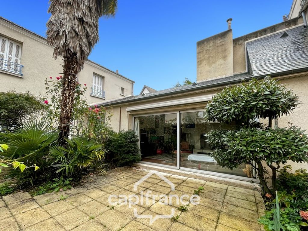 Achat maison à vendre 7 chambres 205 m² - Tours