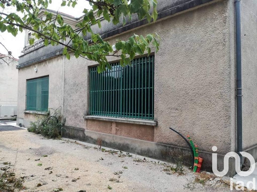 Achat appartement à vendre 3 pièces 50 m² - Pont-Saint-Esprit