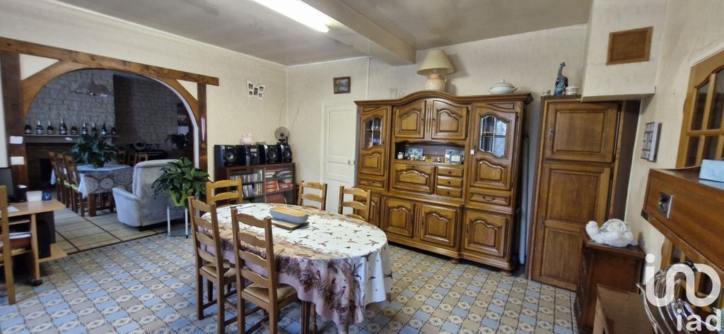 Achat maison à vendre 5 chambres 173 m² - Saint-Saturnin