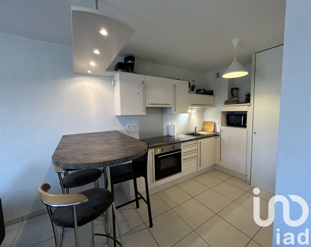 Achat appartement à vendre 2 pièces 44 m² - Villenave-d'Ornon