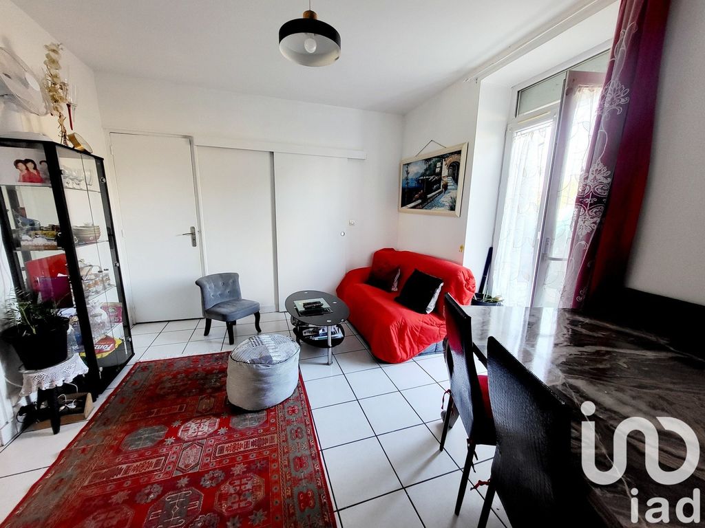 Achat appartement à vendre 3 pièces 55 m² - Corbeil-Essonnes