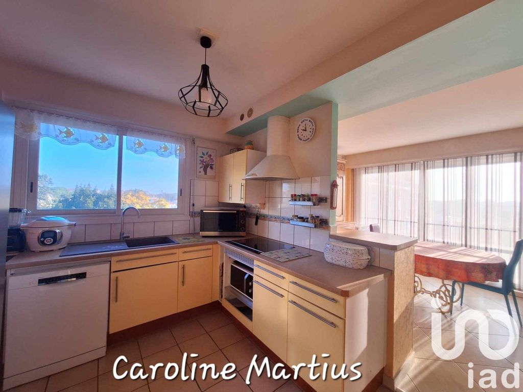 Achat appartement à vendre 4 pièces 76 m² - La Rochelle