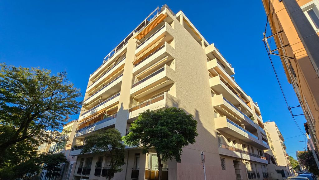 Achat appartement à vendre 2 pièces 43 m² - Toulon