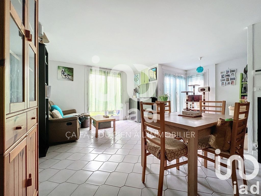 Achat appartement à vendre 3 pièces 65 m² - Nandy