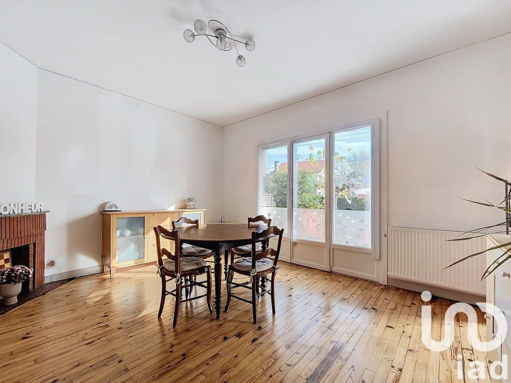 Achat maison à vendre 3 chambres 125 m² - Pau