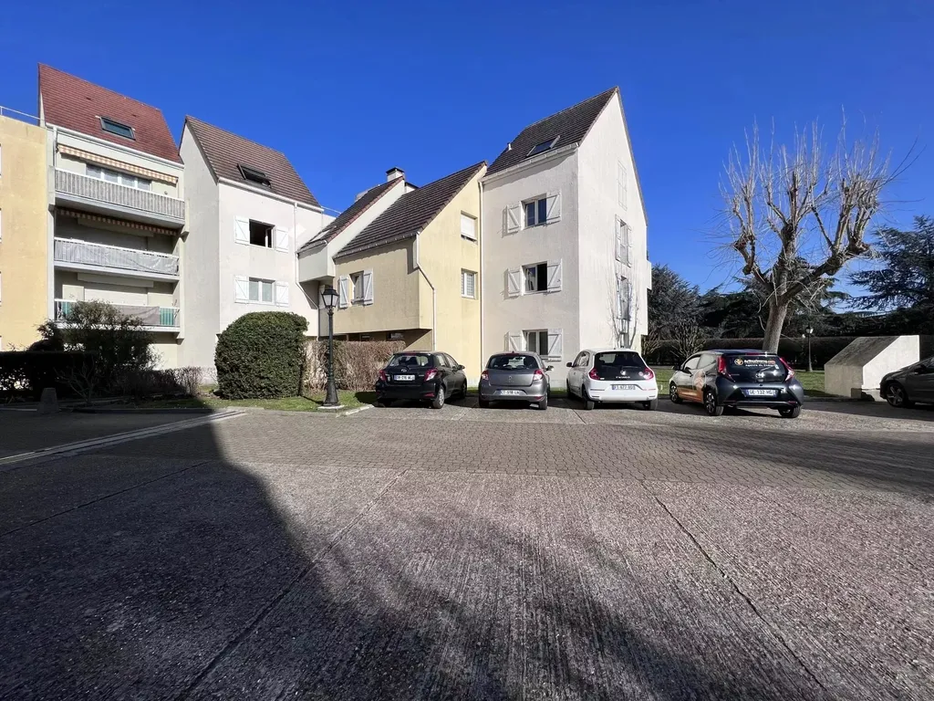 Achat appartement à vendre 3 pièces 72 m² - Sucy-en-Brie