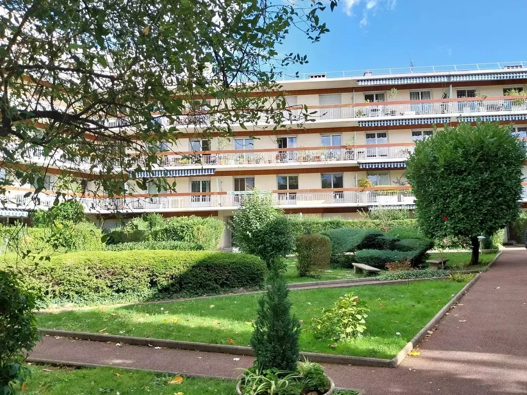 Achat appartement à vendre 5 pièces 111 m² - Nogent-sur-Marne