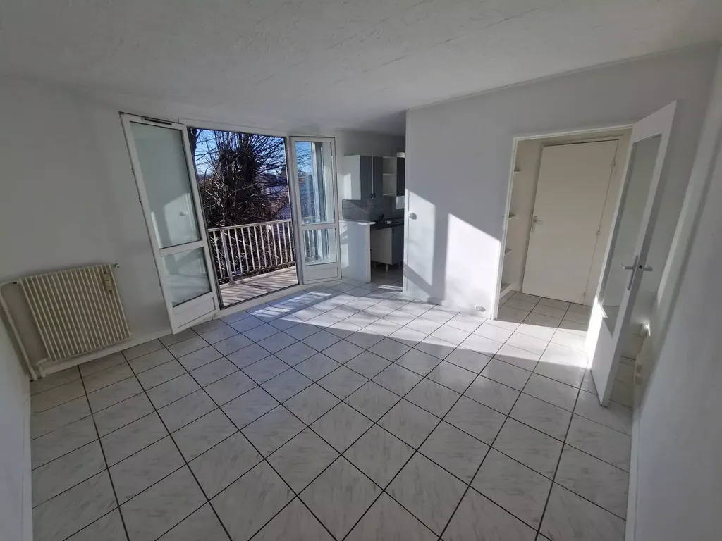 Achat studio à vendre 25 m² - Lagny-sur-Marne