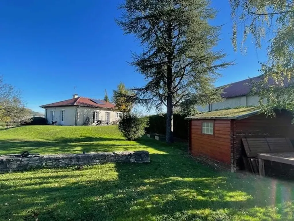 Achat maison à vendre 2 chambres 92 m² - Mont-lès-Neufchâteau