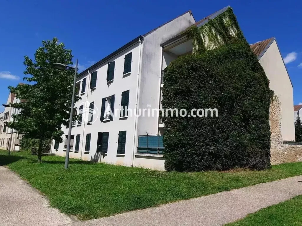 Achat appartement à vendre 4 pièces 76 m² - Lieusaint