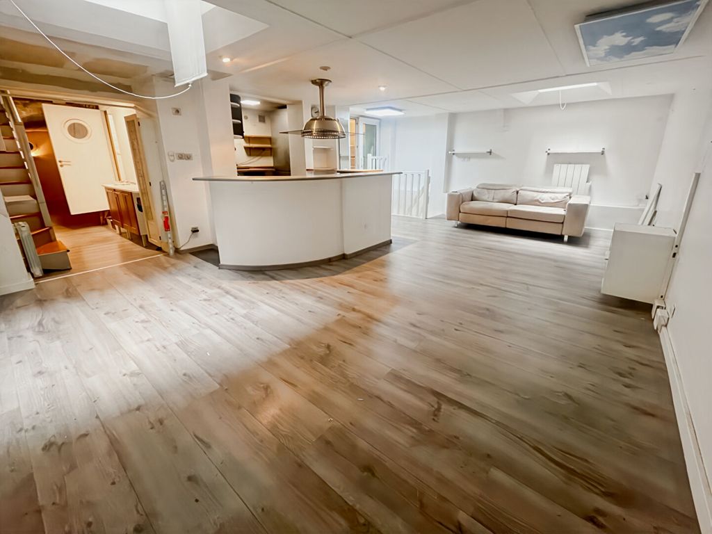 Achat souplex à vendre 3 pièces 95 m² - Paris 17ème arrondissement