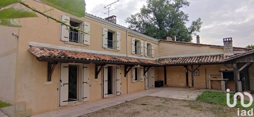 Achat maison à vendre 4 chambres 120 m² - Les Églisottes-et-Chalaures