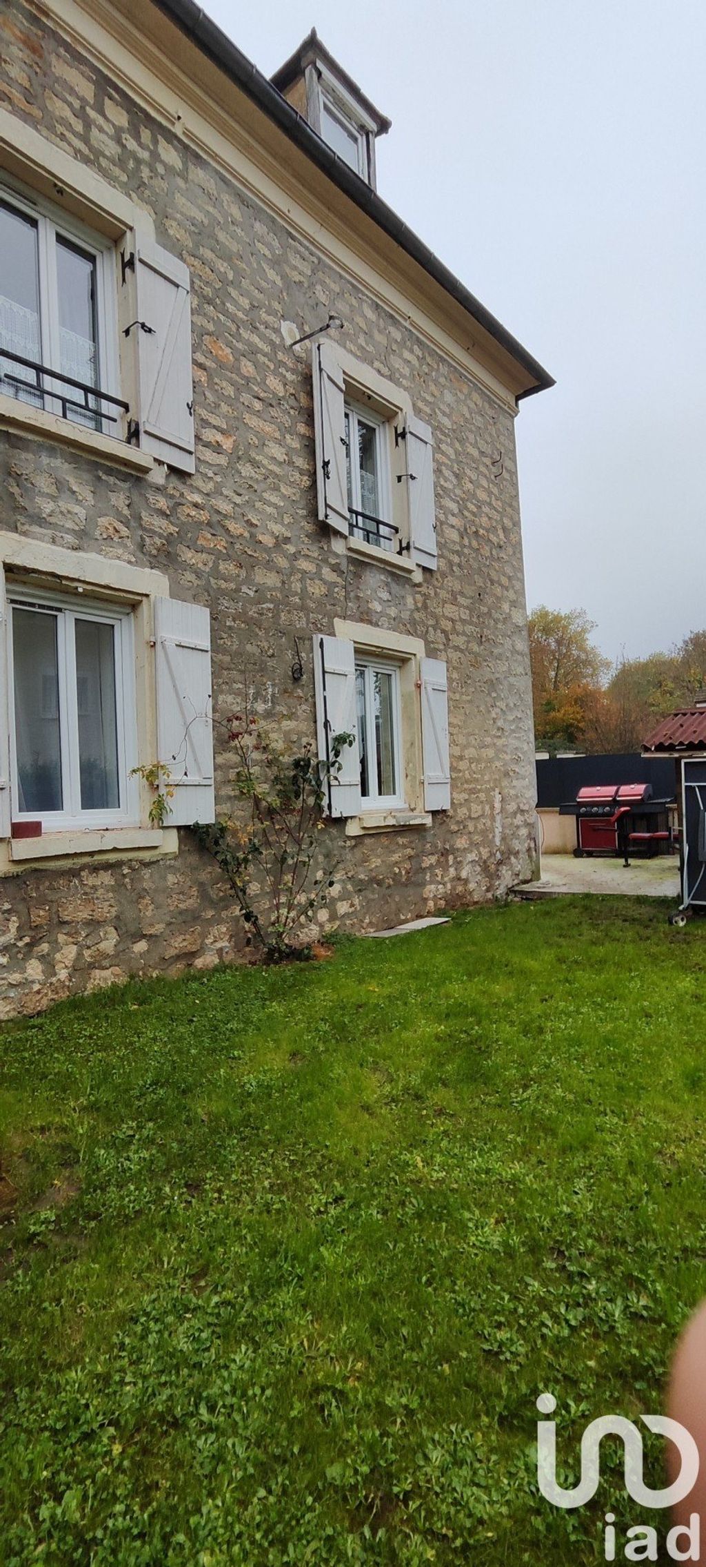 Achat appartement à vendre 3 pièces 48 m² - La Chapelle-en-Serval