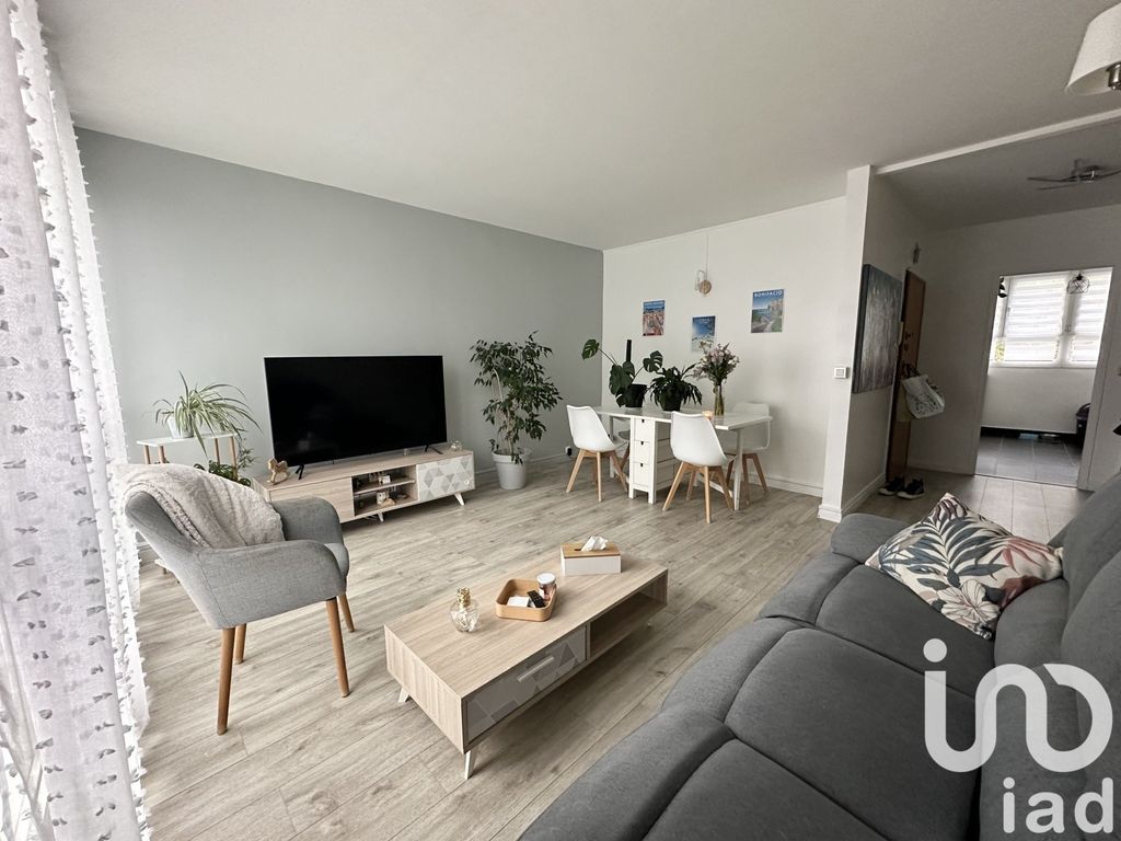 Achat appartement à vendre 4 pièces 82 m² - Saint-Michel-sur-Orge