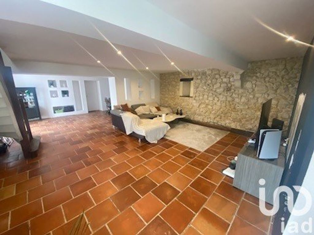 Achat maison à vendre 4 chambres 203 m² - Fargues-Saint-Hilaire