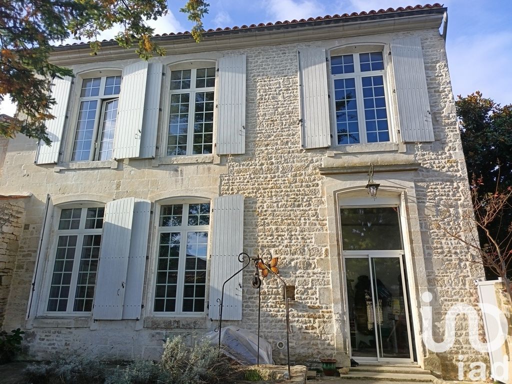 Achat maison à vendre 4 chambres 210 m² - Coulon