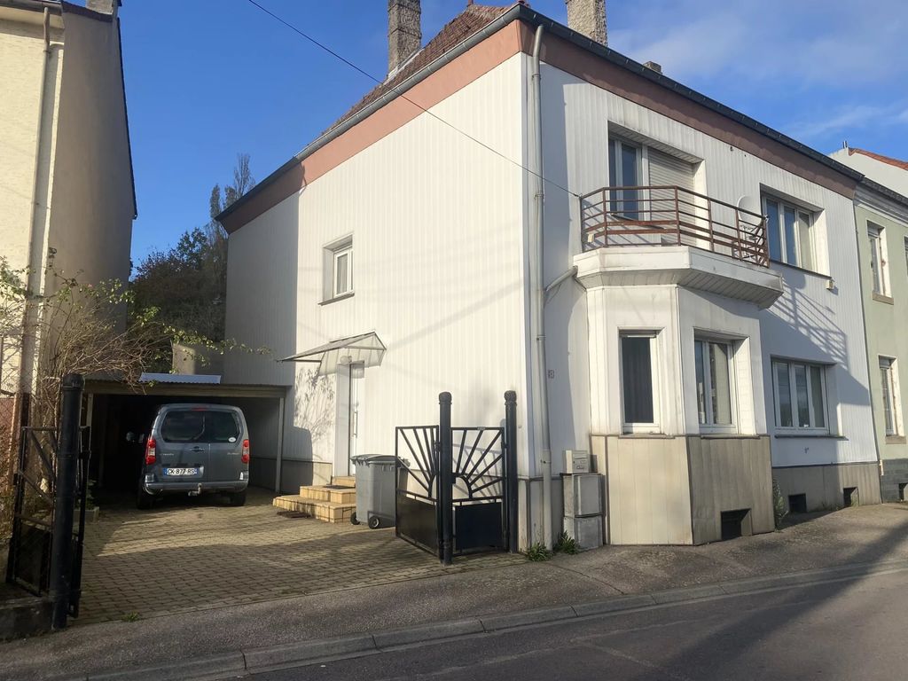 Achat maison à vendre 4 chambres 163 m² - Freyming-Merlebach