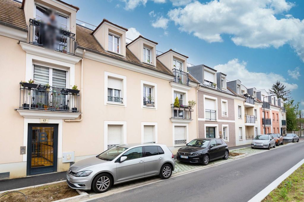 Achat appartement à vendre 2 pièces 44 m² - Pontault-Combault