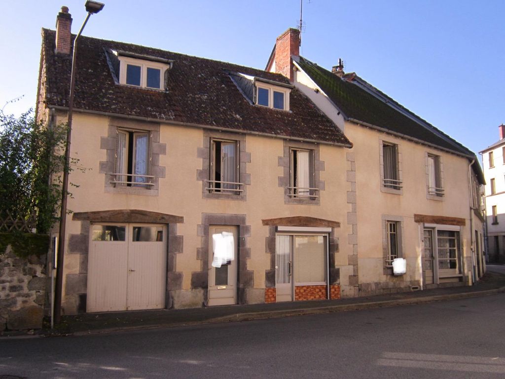 Achat maison à vendre 5 chambres 138 m² - La Courtine