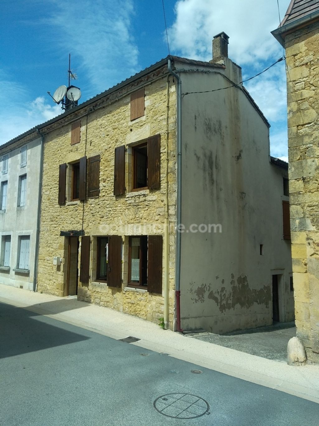 Achat maison à vendre 2 chambres 82 m² - Villefranche-du-Périgord