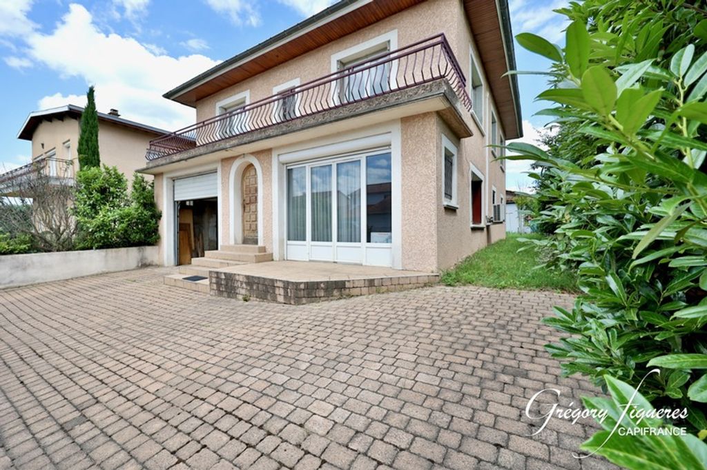 Achat maison à vendre 3 chambres 137 m² - Chasse-sur-Rhône