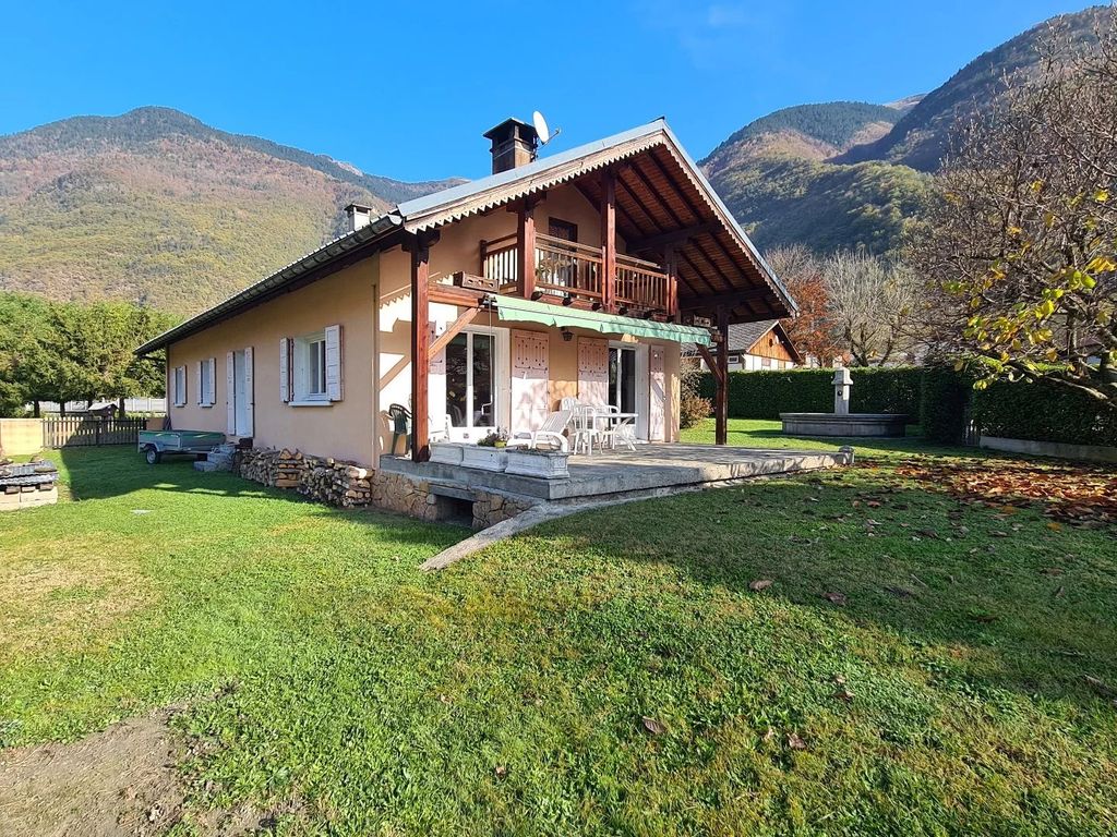 Achat maison à vendre 2 chambres 112 m² - Tours-en-Savoie