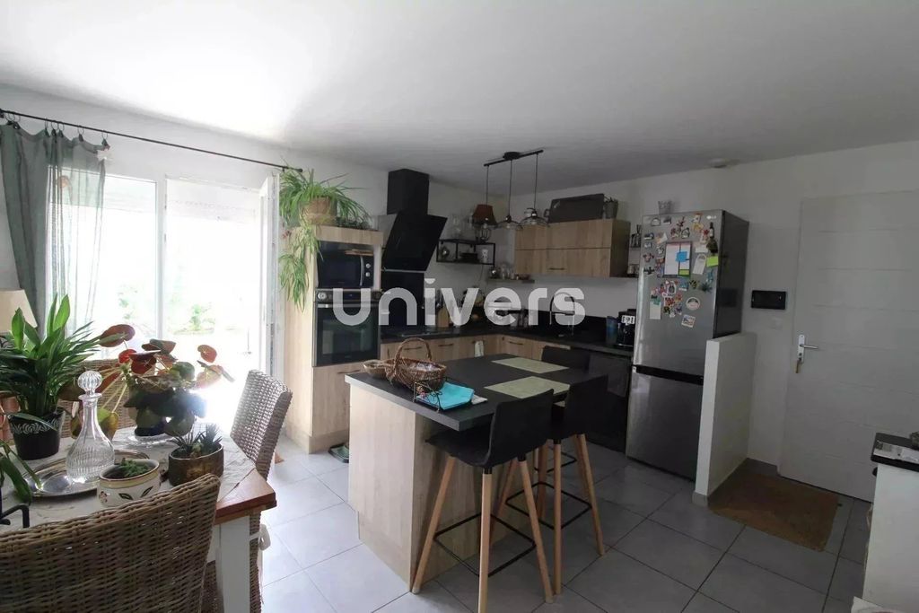 Achat maison 3 chambre(s) - Charmes-sur-Rhône