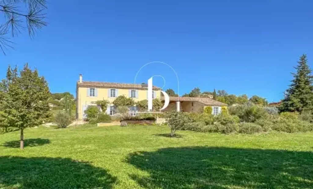 Achat maison à vendre 7 chambres 300 m² - Uzès