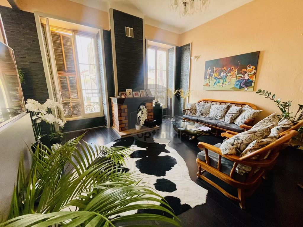 Achat appartement à vendre 5 pièces 120 m² - Menton