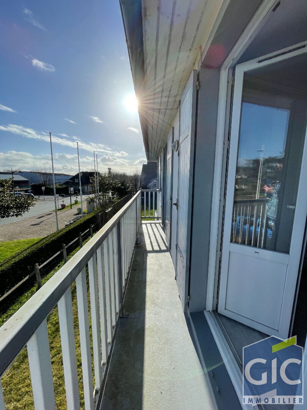 Achat appartement à vendre 3 pièces 66 m² - Merville-Franceville-Plage