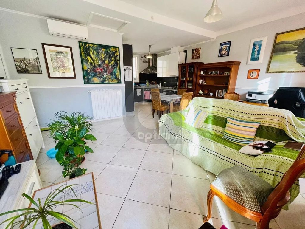 Achat appartement à vendre 3 pièces 64 m² - Menton