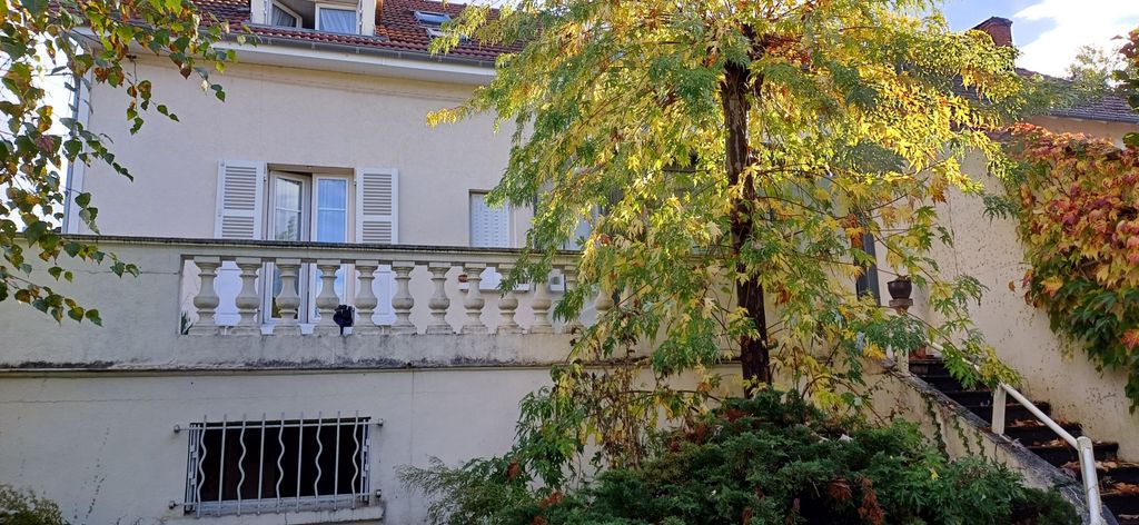 Achat maison à vendre 4 chambres 115 m² - Montluçon